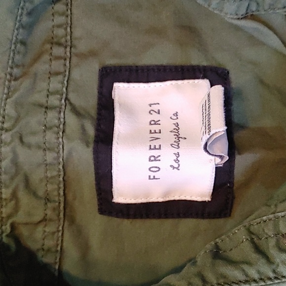 👌 Forever 21 Button Shirt - Picture 3 of 4